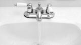 Acqua calda lenta ad arrivare: cause reali e soluzioni senza sprechi