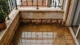 Balcone che rilascia acqua sporca con le prime piogge: cause e verifiche da fare